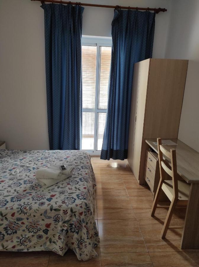 Hostal Fantoni Кадис Екстериор снимка
